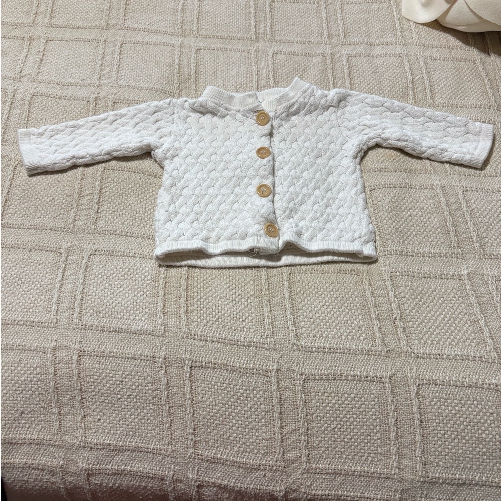 Cozy White Knit Sweater 100 pure organic cotton.